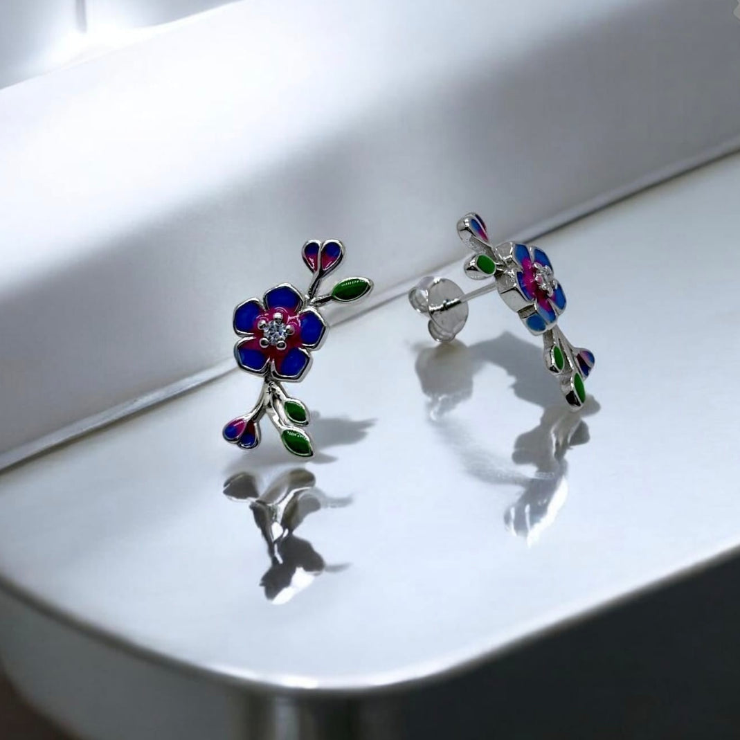 FLORAL DESIGNER STUDS SILVER